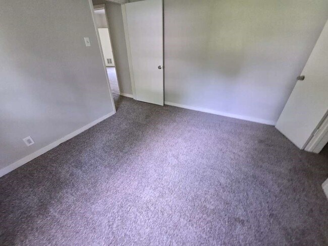Building Photo - 1824 Magnolia St Rental