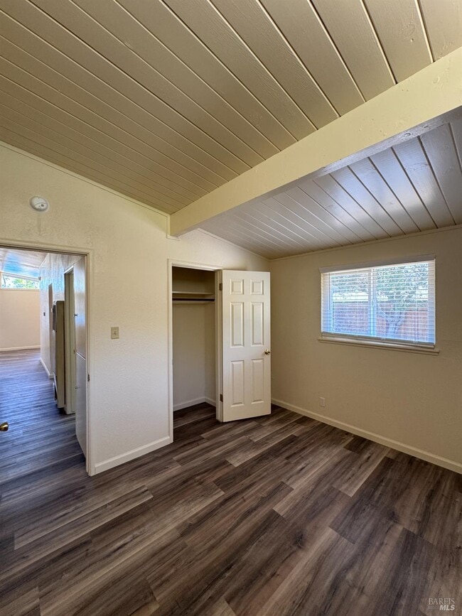 Photo - 313 Corkwood St