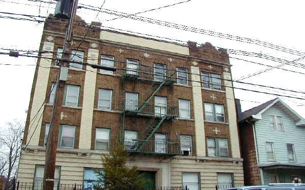 Photo - 211-213 Summer Ave Apartments