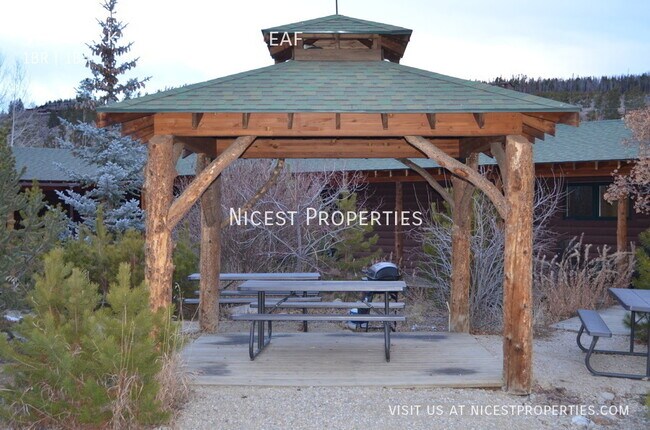 Photo - 926 Park Ave Unidad Aspen leaf