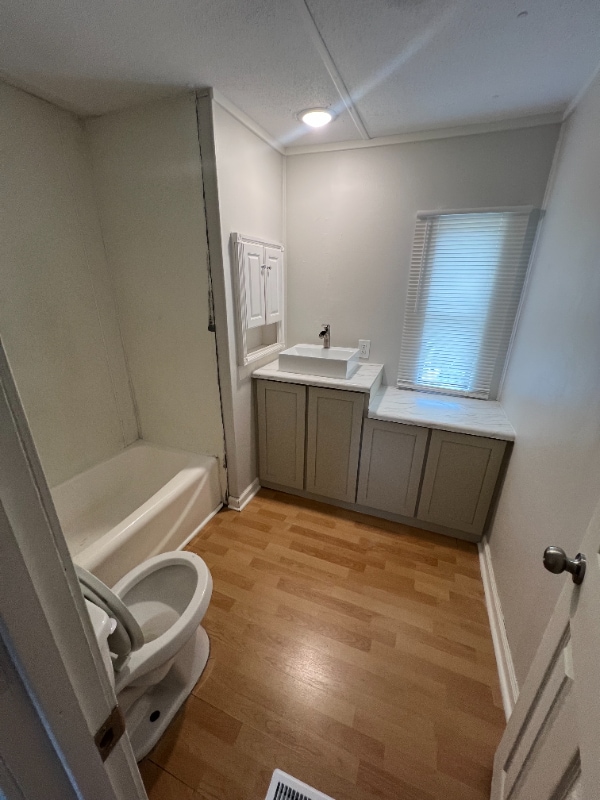Photo - 242 Dogwood Cir