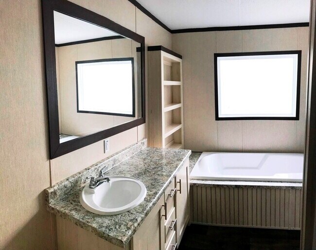 Photo - Brand New 3 bedroom, 2 bath Manufactured Home in Callaway Unit 10