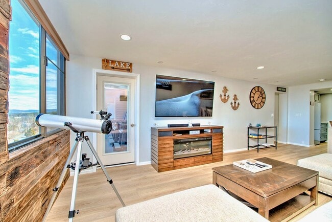 Photo - Cedar Lodge 305 Unit 305