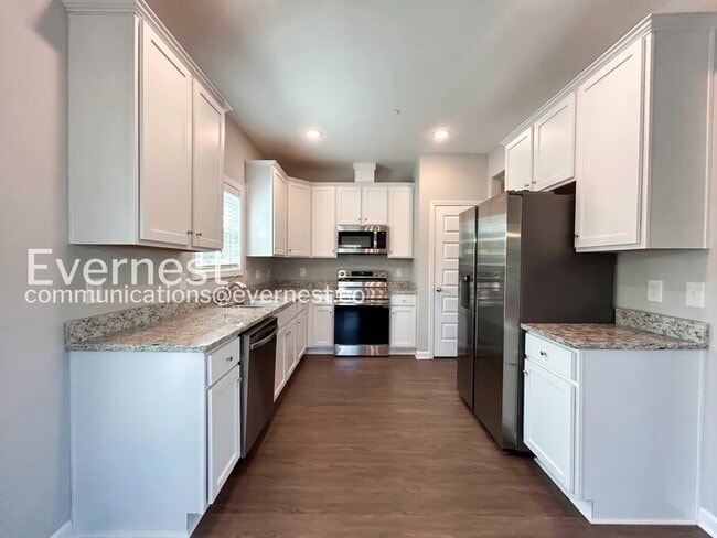 Photo - 1402 Pipeline Ave