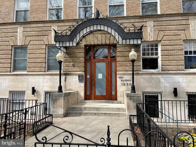 Building Photo - 1930 New Hampshire Ave NW Unit 51