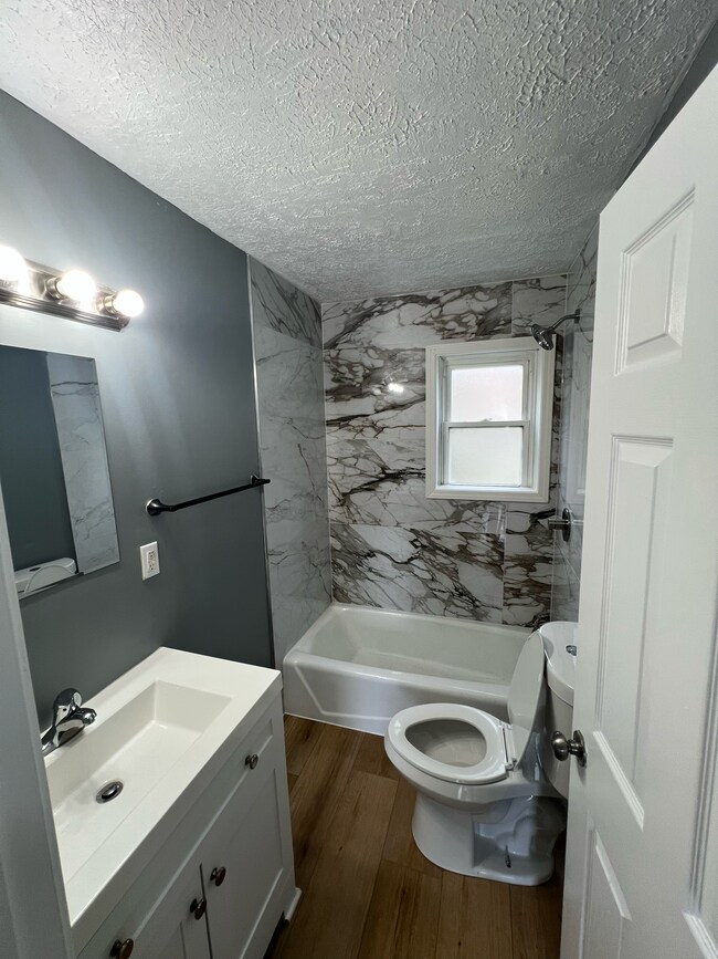 Photo - Valiant Unidad 1