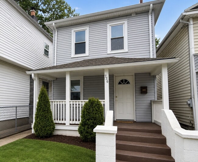 Building Photo - "Charming 3-Bed Home with Fenced-In Backyard on Edison St, York!"