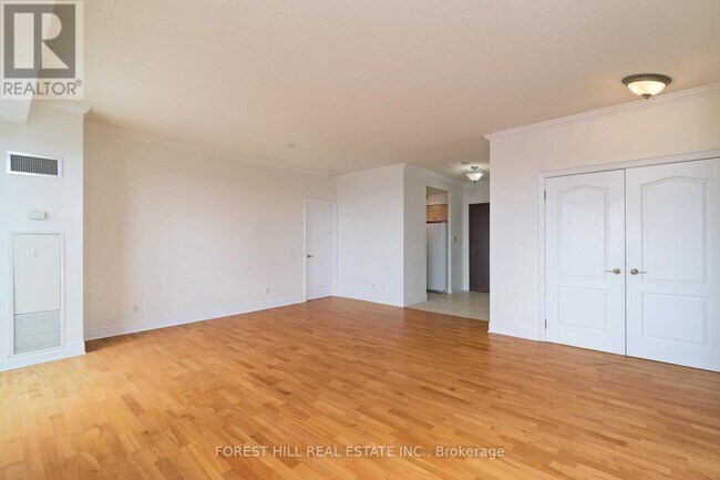 Photo - 1 Clairtrell Rd Unit 805