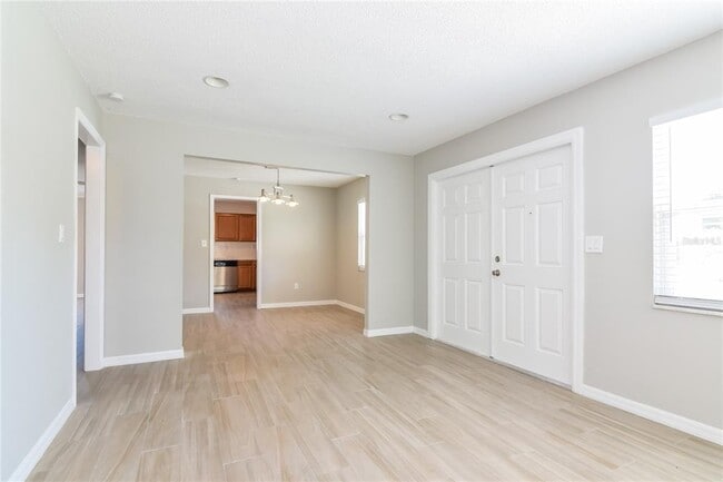 Photo - 2112 Sylvester Ct