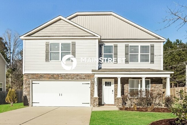 Building Photo - 4 Bedroom Pet-Friendly Home in CHELSEA, AL with Main Street Renewal