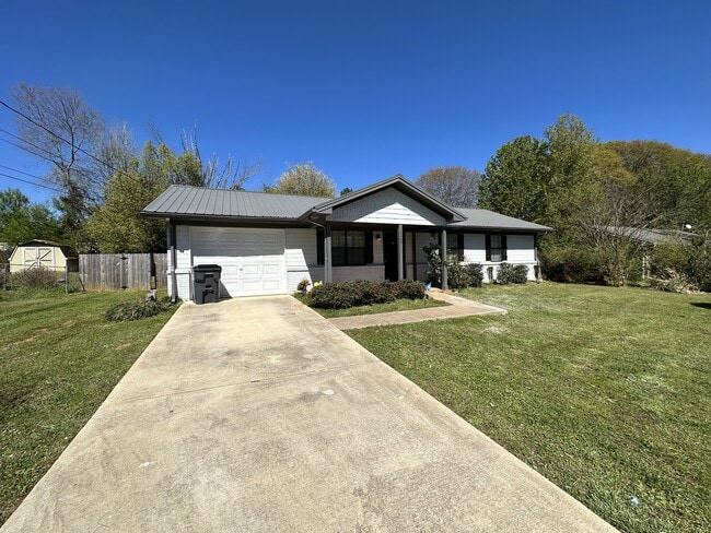 Photo - 125 Grove Creek Dr House