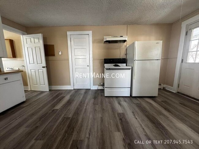 Photo - 172 College Ave Unit 6