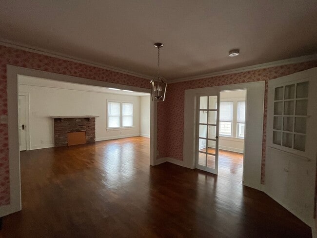 Photo - 1005 E Wylie St