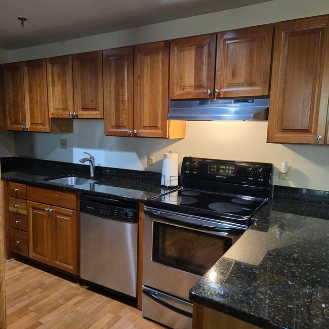 Photo - 335 Cypress St Unit 4J