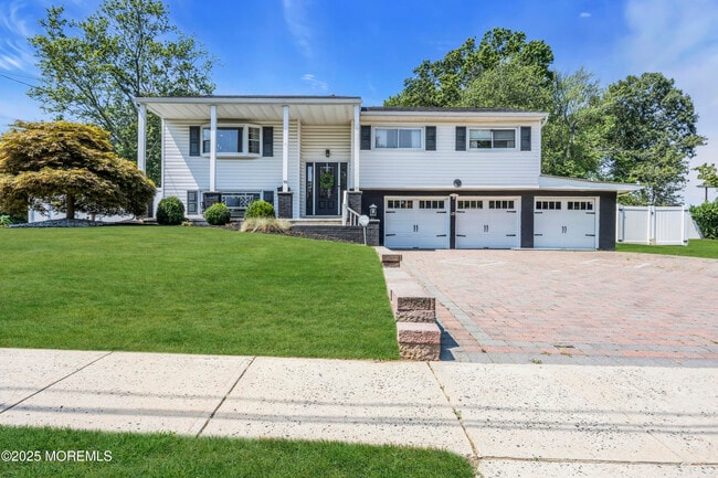 Photo - 10 Linda Cir