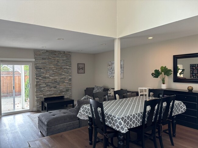 Photo - 6311 Benzo Dr