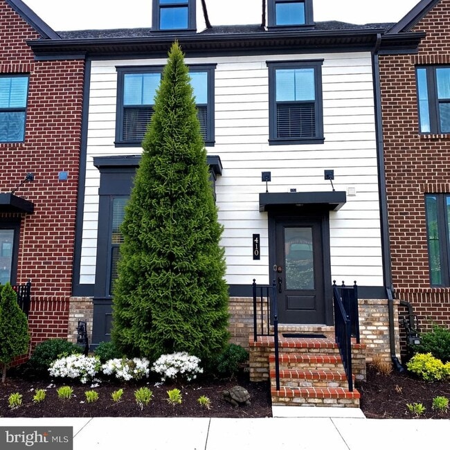 Building Photo - 410 Redbridge St