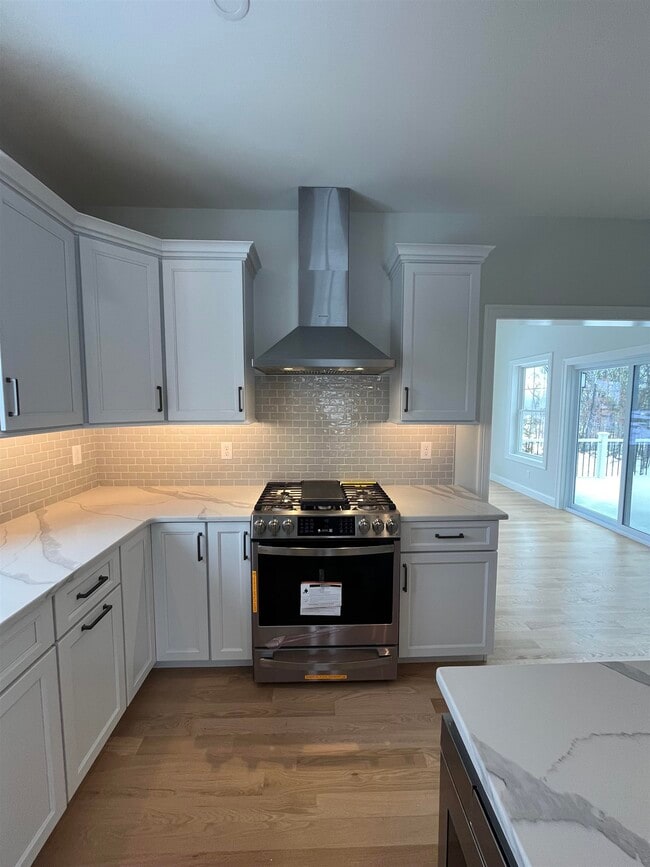 Photo - 5 Kinsman Ln