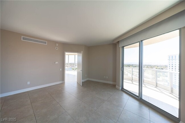 Photo - 222 Karen Ave Unit 907