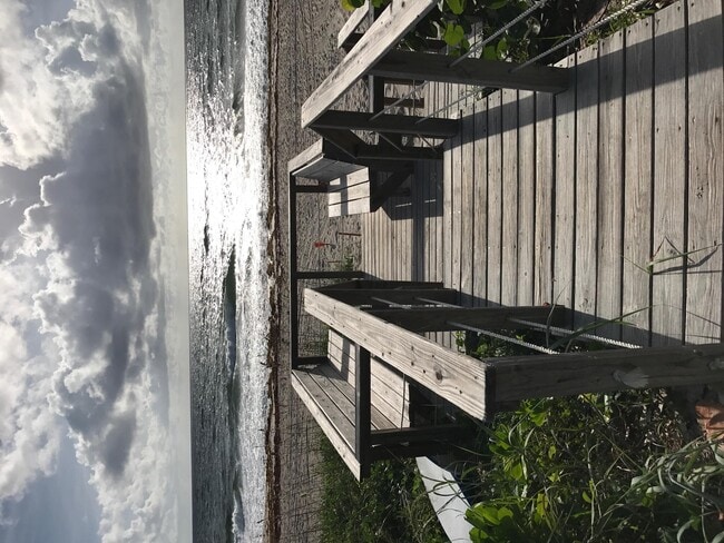 Building Photo - 5501 N Ocean Blvd