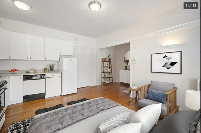 Photo - 820 W Waveland Ave