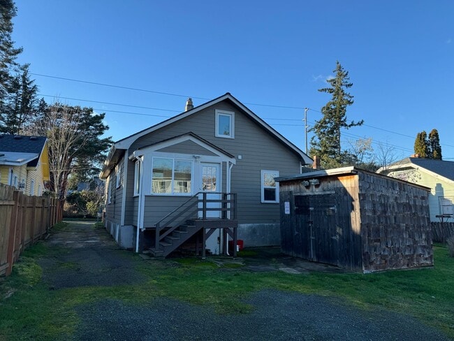 Photo - Charming House in Bellingham - 4 Bedroom 1.5 Bathroom