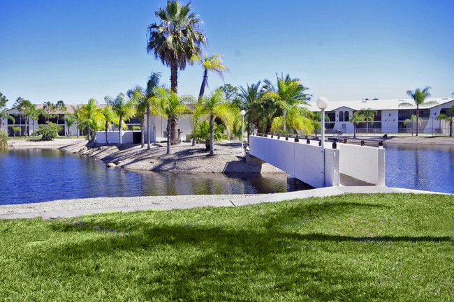 Coral Woods Apartments For Rent in Fort Myers, FL