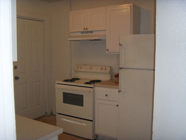 Photo - 135 Ericson Street Southeast