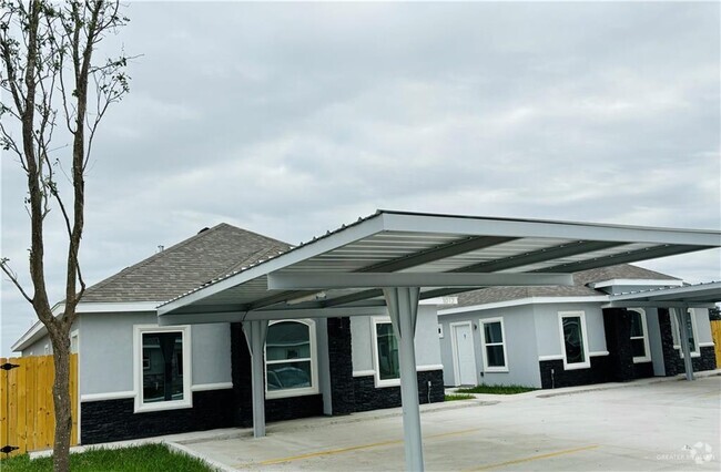 Building Photo - 1012 N Clarence Ave Unit 3 Rental