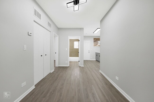 Photo - 447 N Austin