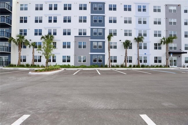Building Photo - 5579 Millennia Park Dr Unit 412