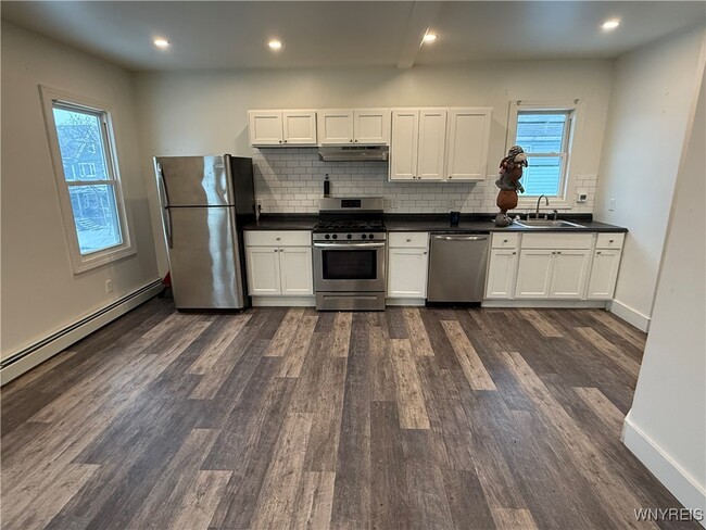 Photo - 193 Vermont St