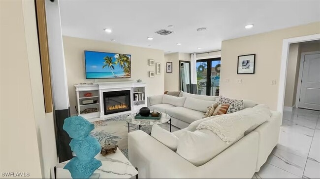 Photo - 279 Torrey Pines Point