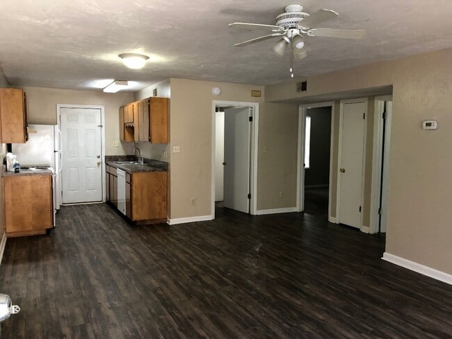 Photo - Downstairs unit off Mahan avail NOW! Unit B