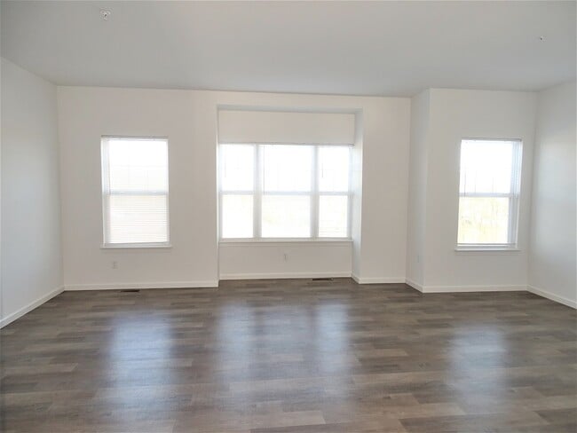 Photo - 22 Glenbrook Ct