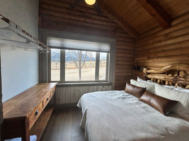 Photo - Beautiful 2 bed 1 bath in country setting