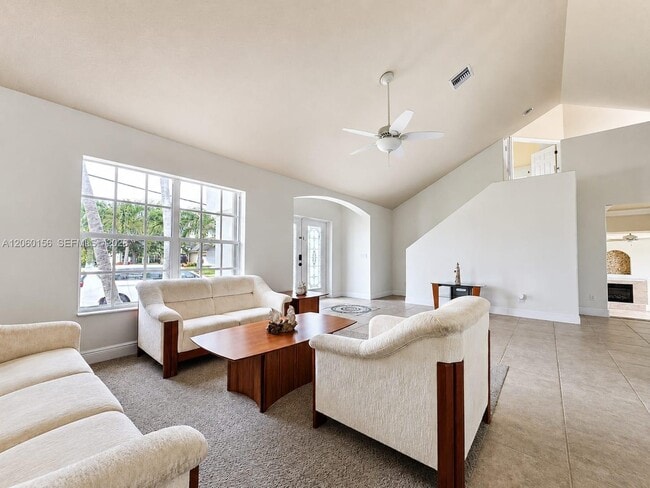 Photo - 1415 Mohawk Pkwy