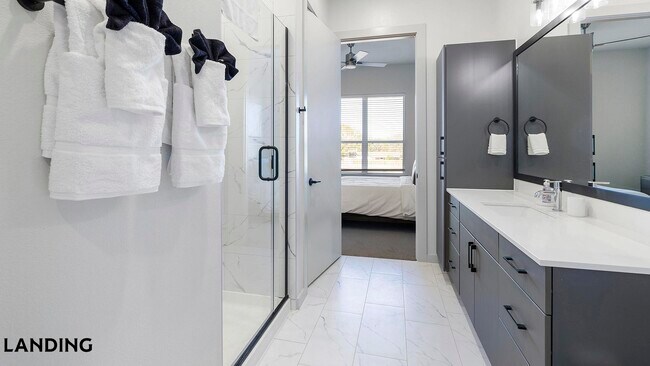 Photo - 1345 E 15th St Unit 202