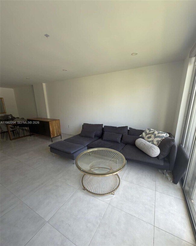 Photo - 2851 NE 183rd St Unit 212E