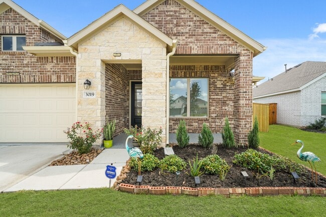 Photo - 3019 Live Springs Ct