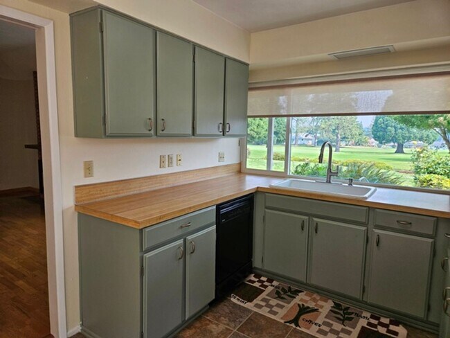 Photo - 3056 Twin Oak Pl NW