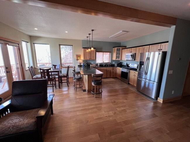 Photo - 3201 W 7th Ave