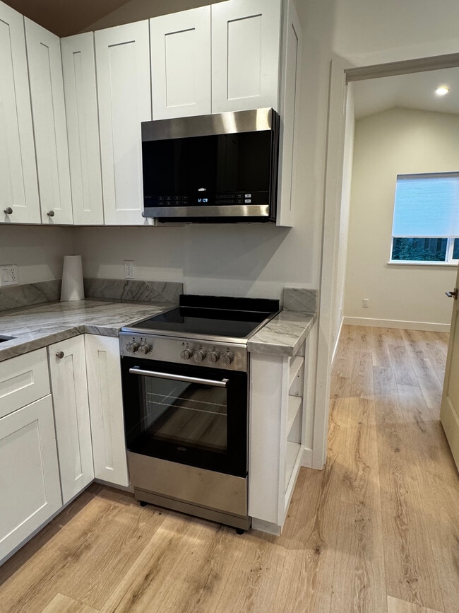 Photo - 1725 Spur Ridge Ln