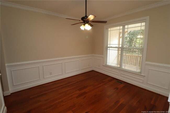 Photo - 214 Sylvia Ln