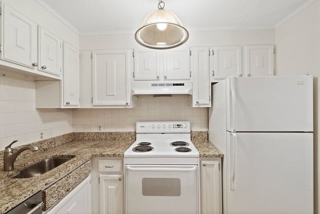 Photo - 209 Great Rd Unit C3