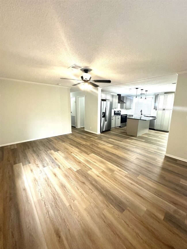 Photo - 11930 Greenglen Dr