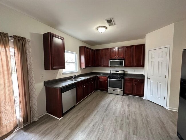 Photo - 1335 Rocky Shoals Ln