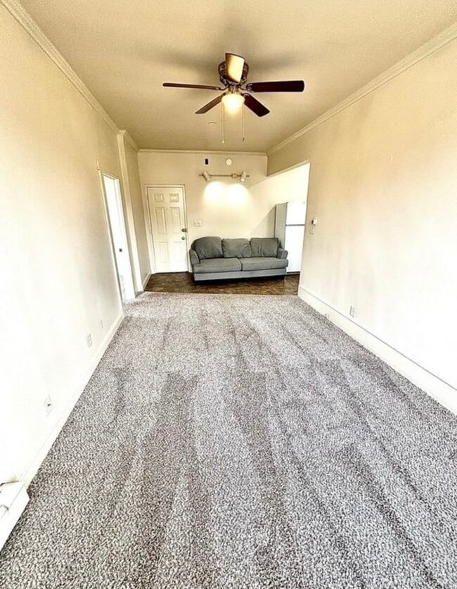 Photo - 313 Walnut St Unidad #1