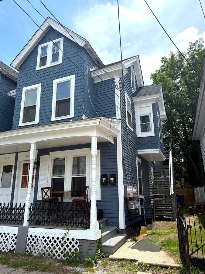 Photo - 313 E Pine St. Apartment Unit 2nd Floor