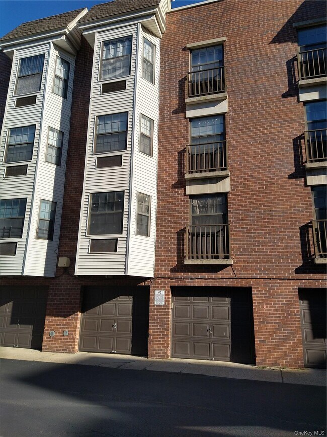 Photo - 71-18 164th St Unit 2132